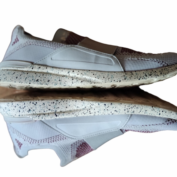 APL Techloom Bliss Women’s Sneakers Slip-On Sneakers | EUC | Sz 7.5M/9W - Picture 4 of 15